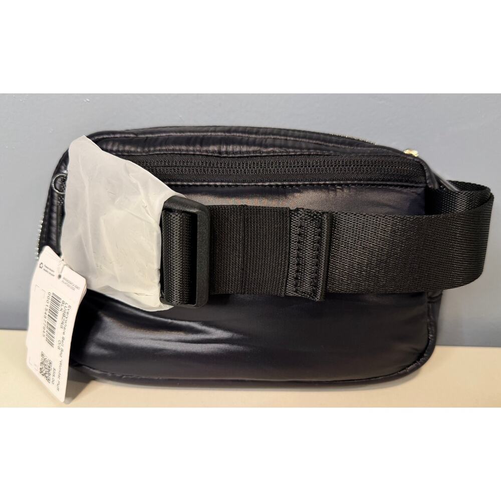 NWT Everywhere Belt Bag 1L Wunder Puff - Picture 3 of 7